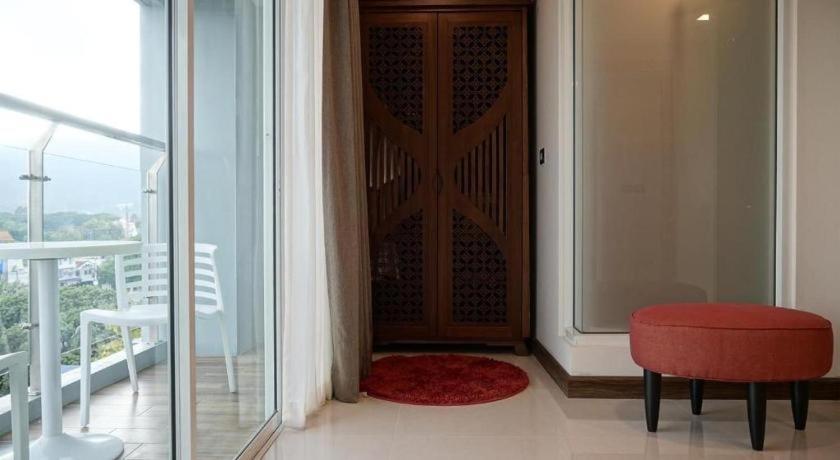 Baisirimaya Hotel Chiang Mai Buitenkant foto
