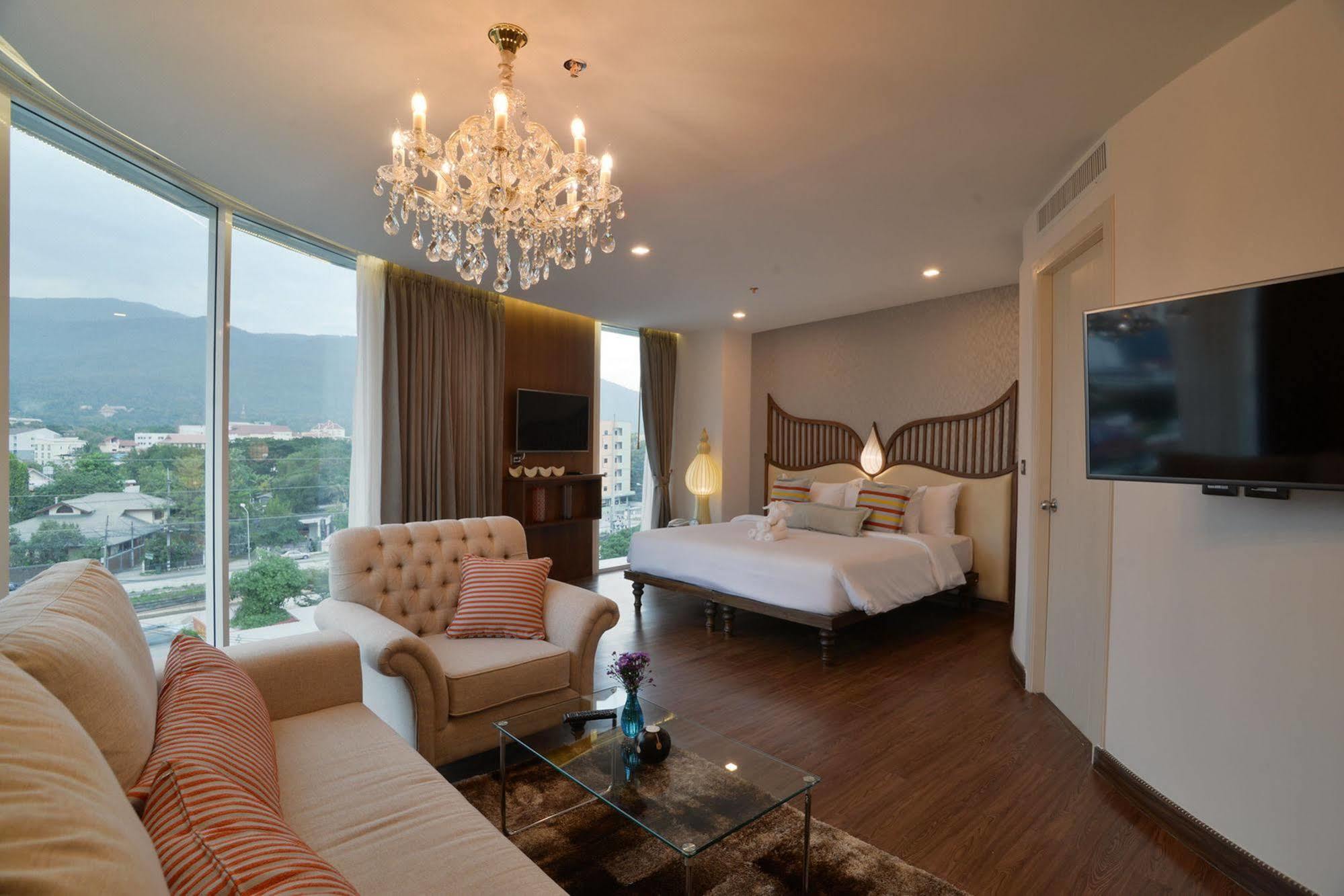Baisirimaya Hotel Chiang Mai Buitenkant foto