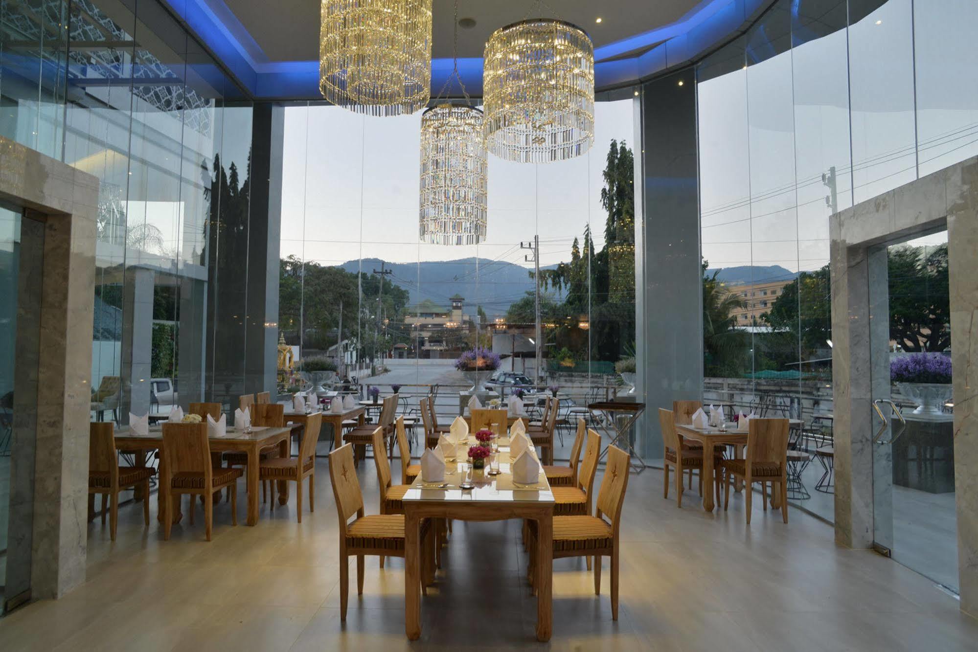 Baisirimaya Hotel Chiang Mai Buitenkant foto