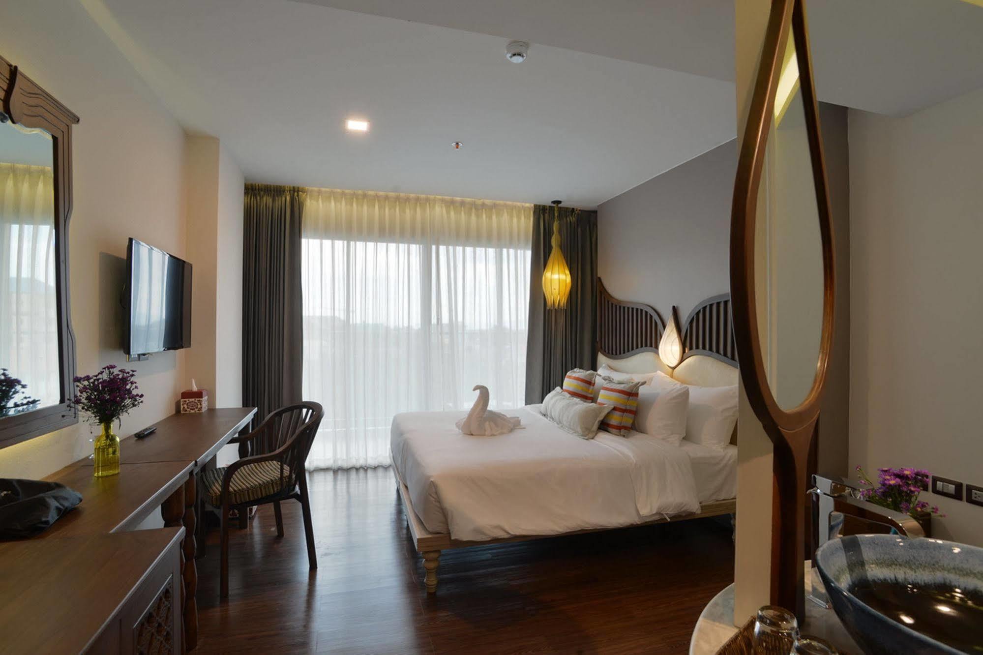Baisirimaya Hotel Chiang Mai Buitenkant foto