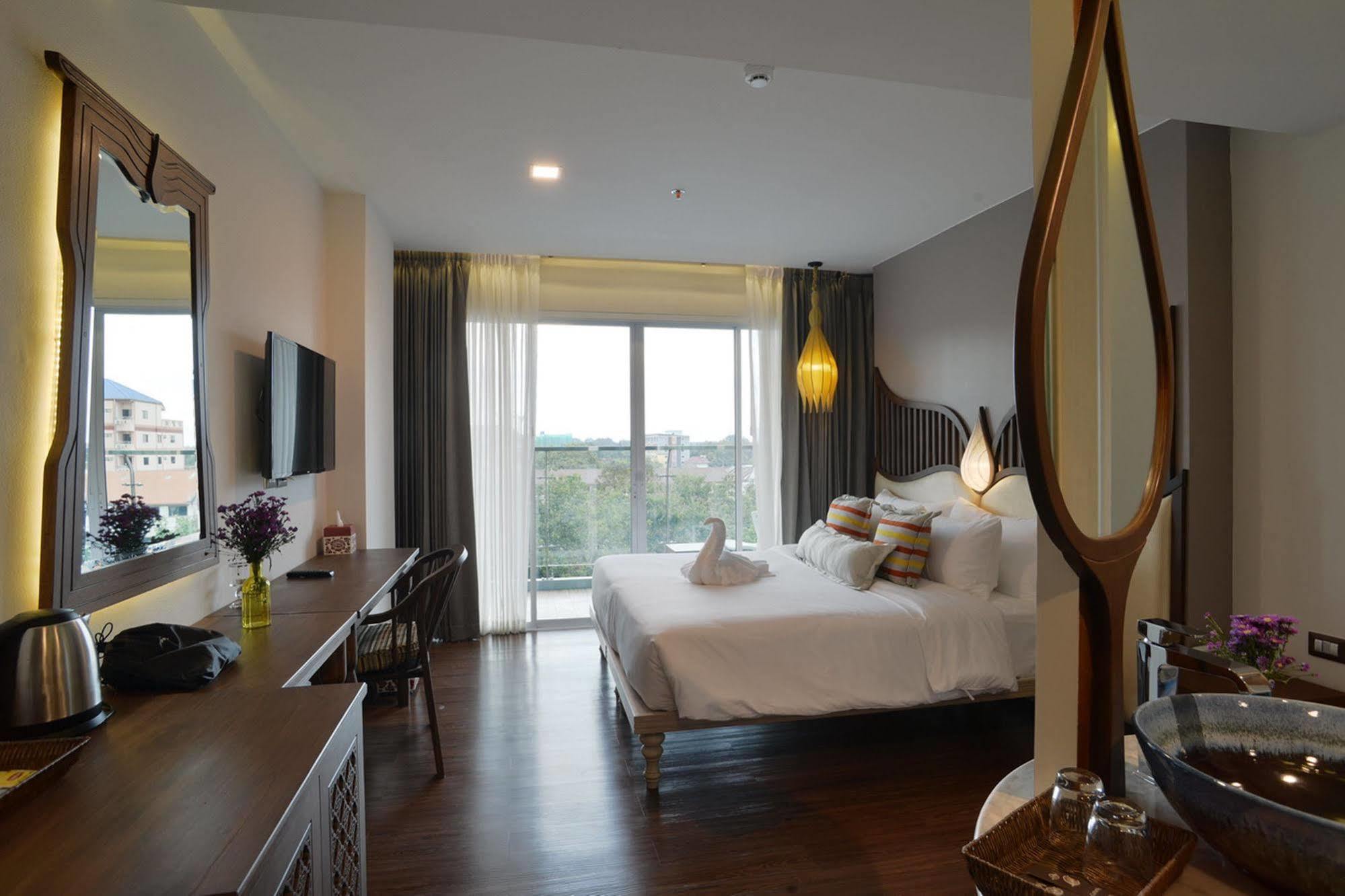 Baisirimaya Hotel Chiang Mai Buitenkant foto