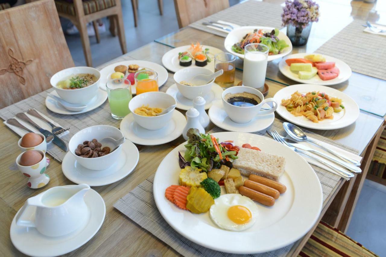 Baisirimaya Hotel Chiang Mai Buitenkant foto