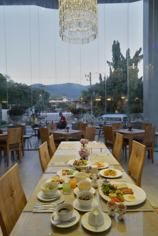Baisirimaya Hotel Chiang Mai Buitenkant foto